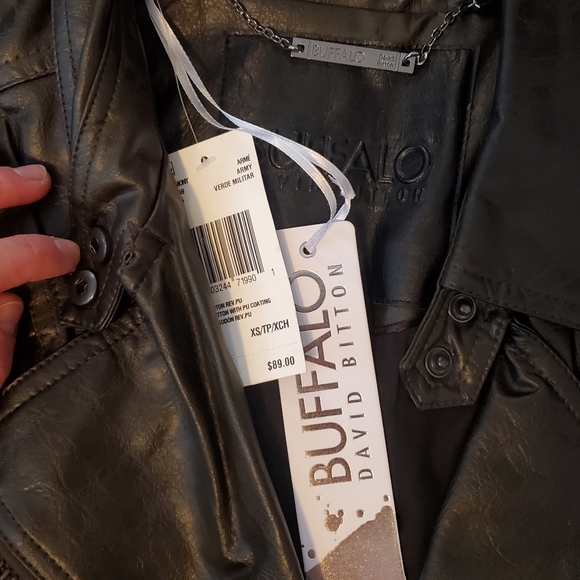 Buffalo Leather Biker Vest - Picture 3 of 3